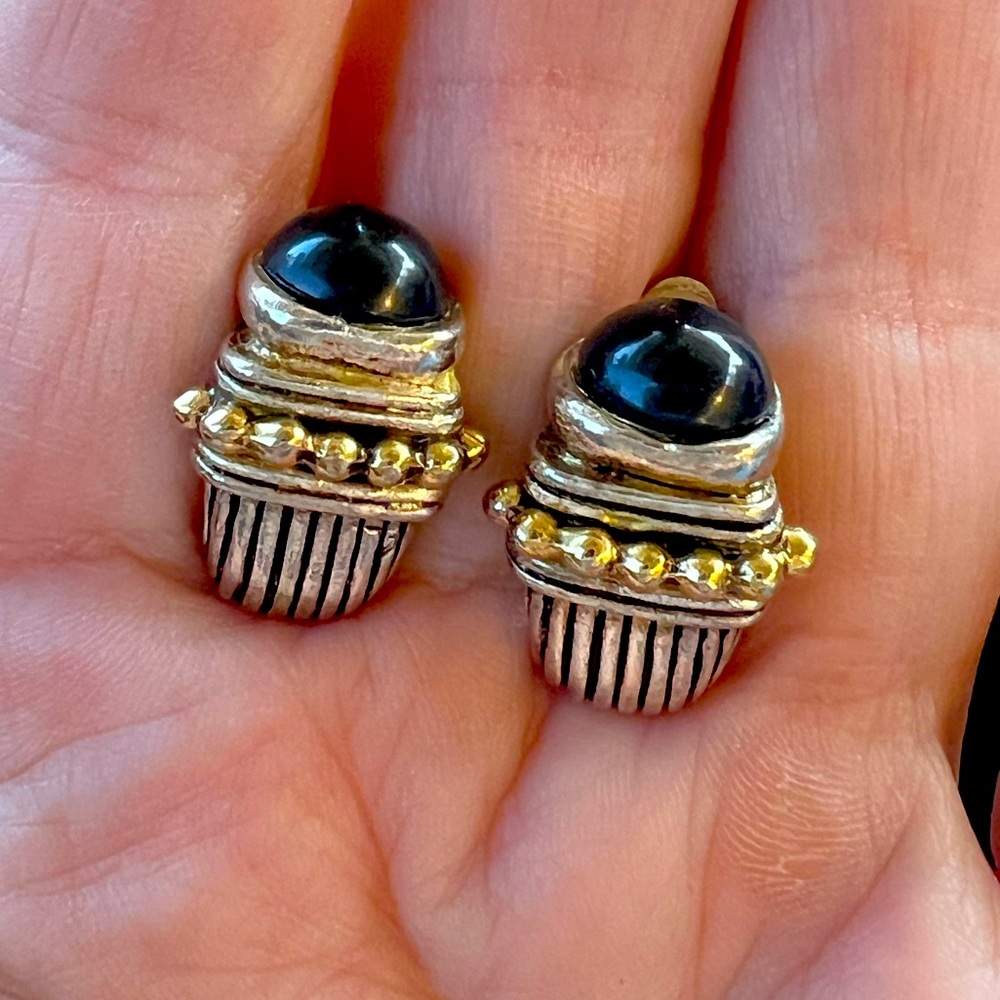 Vintage SJC Earrings Silver Modernist Black Cabochon Clip On. Signed